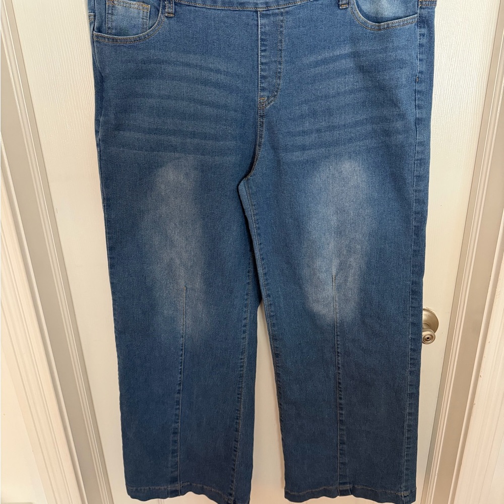 *LIKE NEW* Ultra Stetch Wide-Leg Jeans (Women’s XL)